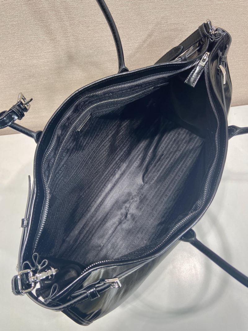 Pra*a top handle bags